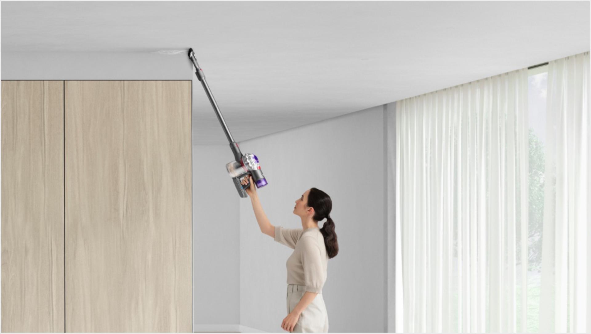 Dyson V8 Absolute Cord-Free Vacuum Cleaner: Powerful Suction, 40-Min Run Time