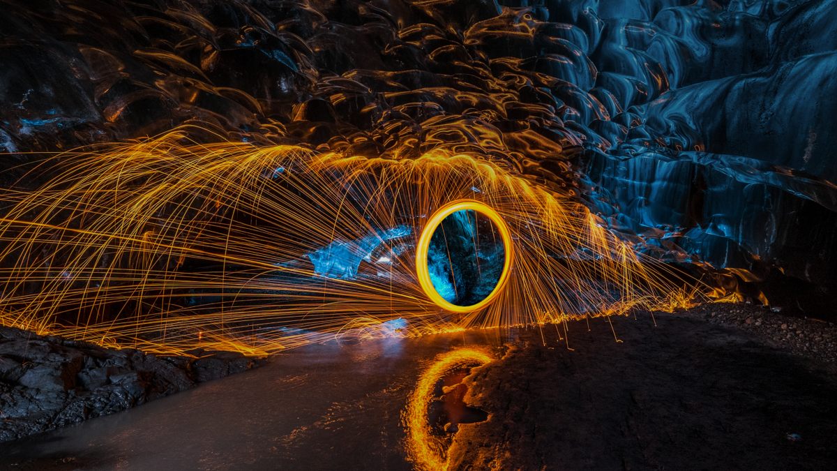 TCL 115-inch Premium QD-MiniLED 4K Smart TV: X955 Ultimate Home Entertainment